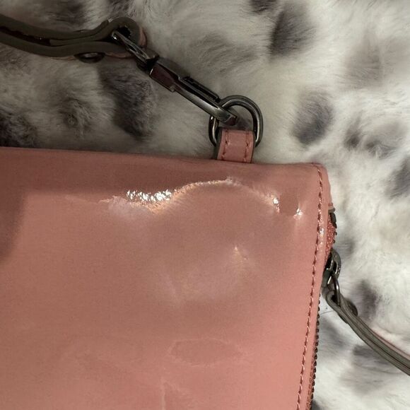 Banana Republic blush pink patent leather oversized clutch 12x8.5” - Picture 4 of 6
